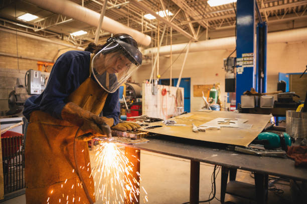 Stayton, OR Welder & Metal Fabrication Company